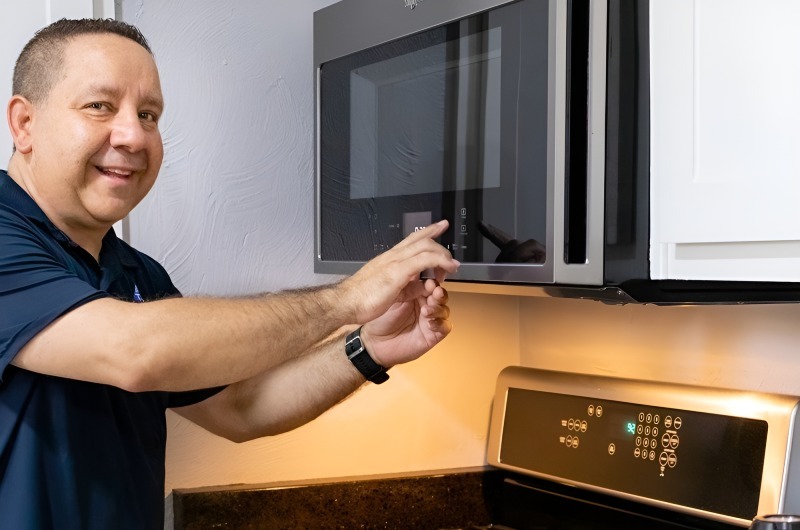 Buld-in Microwave Repair in Long Beach